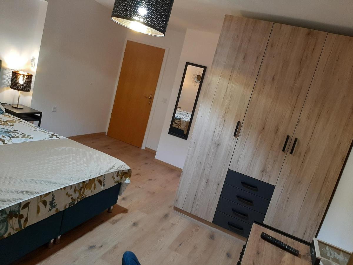 Petra Rooms And Apartments Palit Exteriör bild